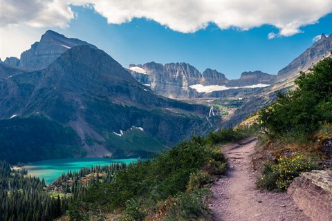 Hiking the Spine of North America: A Journey along the Continental Divide Trail