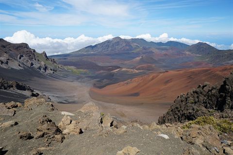 Haleakala National Park: Exploring Maui's Enchanting Summit and Surreal Landscapes