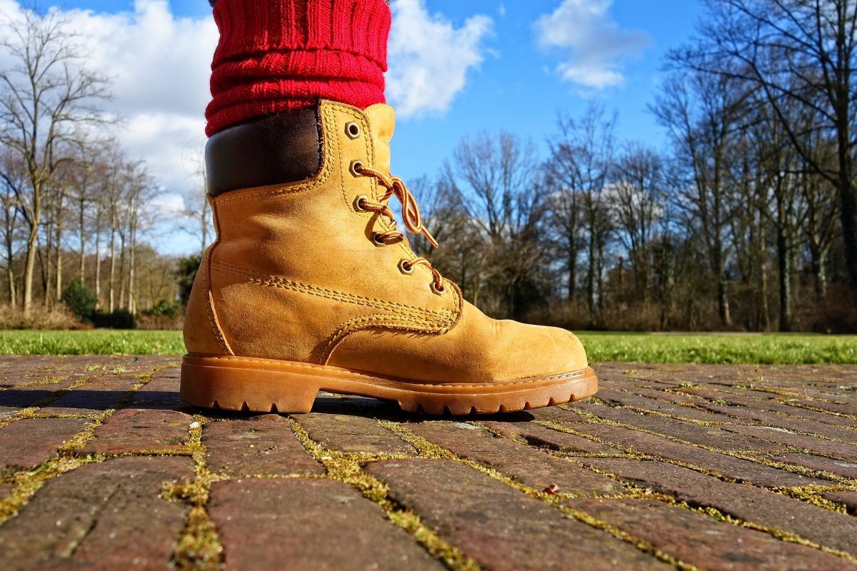 Men Hiking Footwear