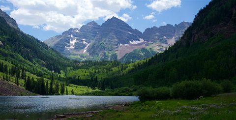 A Guide to the Maroon Bells Four Pass Loop Hike in Colorado