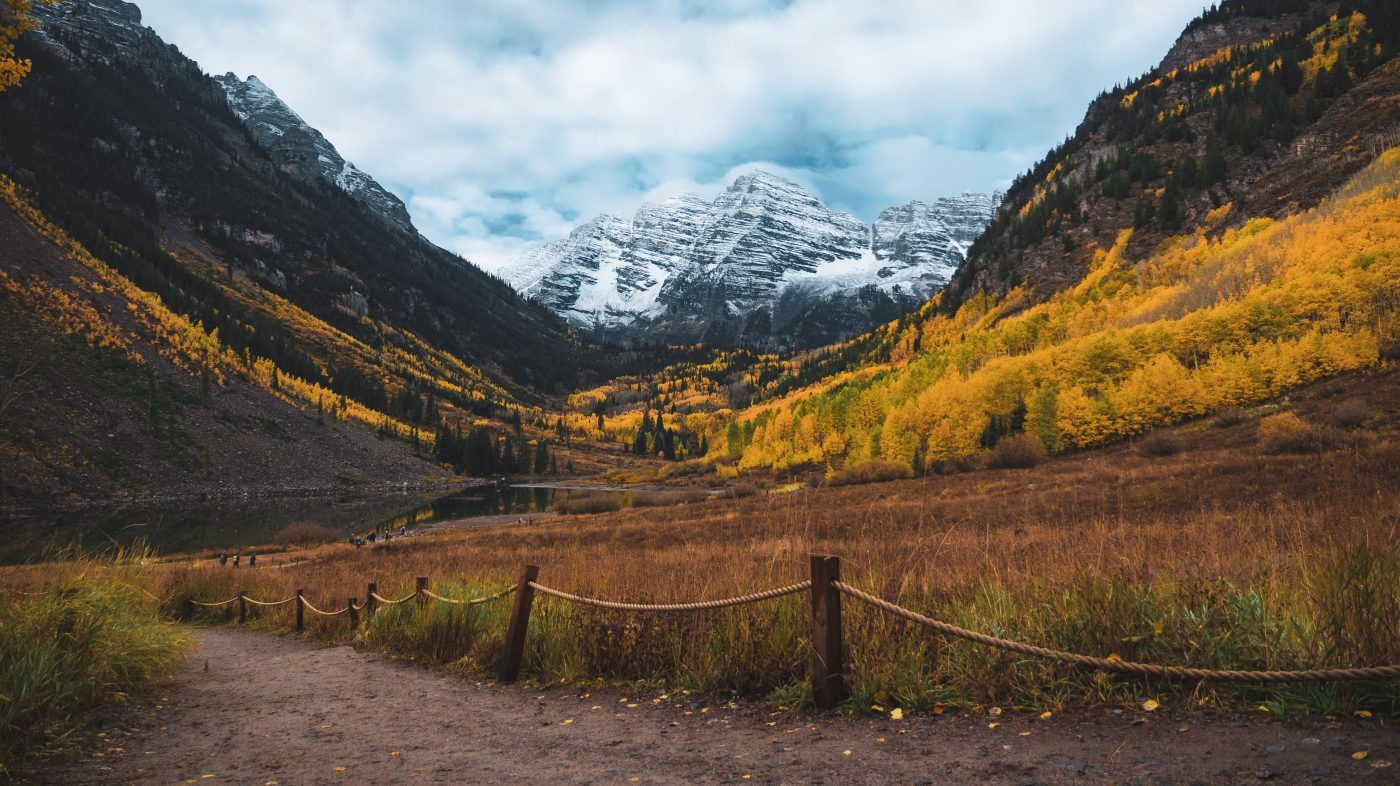 Path in Maroon Bells