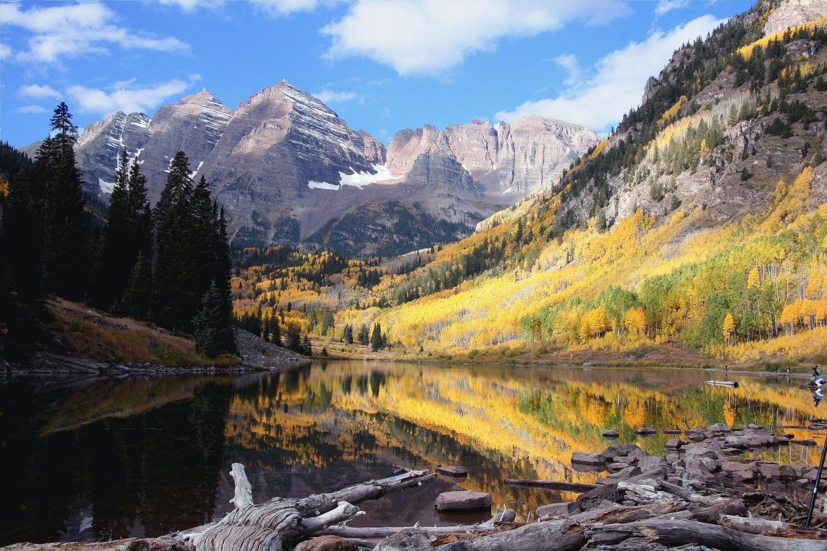 Lake in Maroon Bells