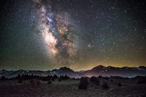 Guide to Safe Night Hiking: Do’s and Don’ts of Hiking in the Dark