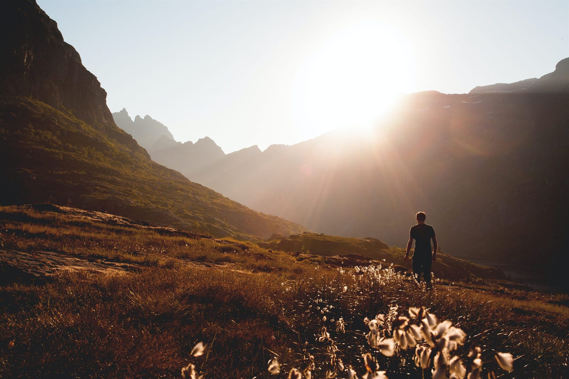 outdoor navigation via the sun
