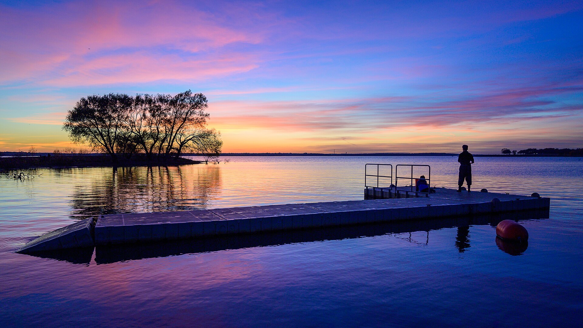 A colorful sunset over Lake Grapevine