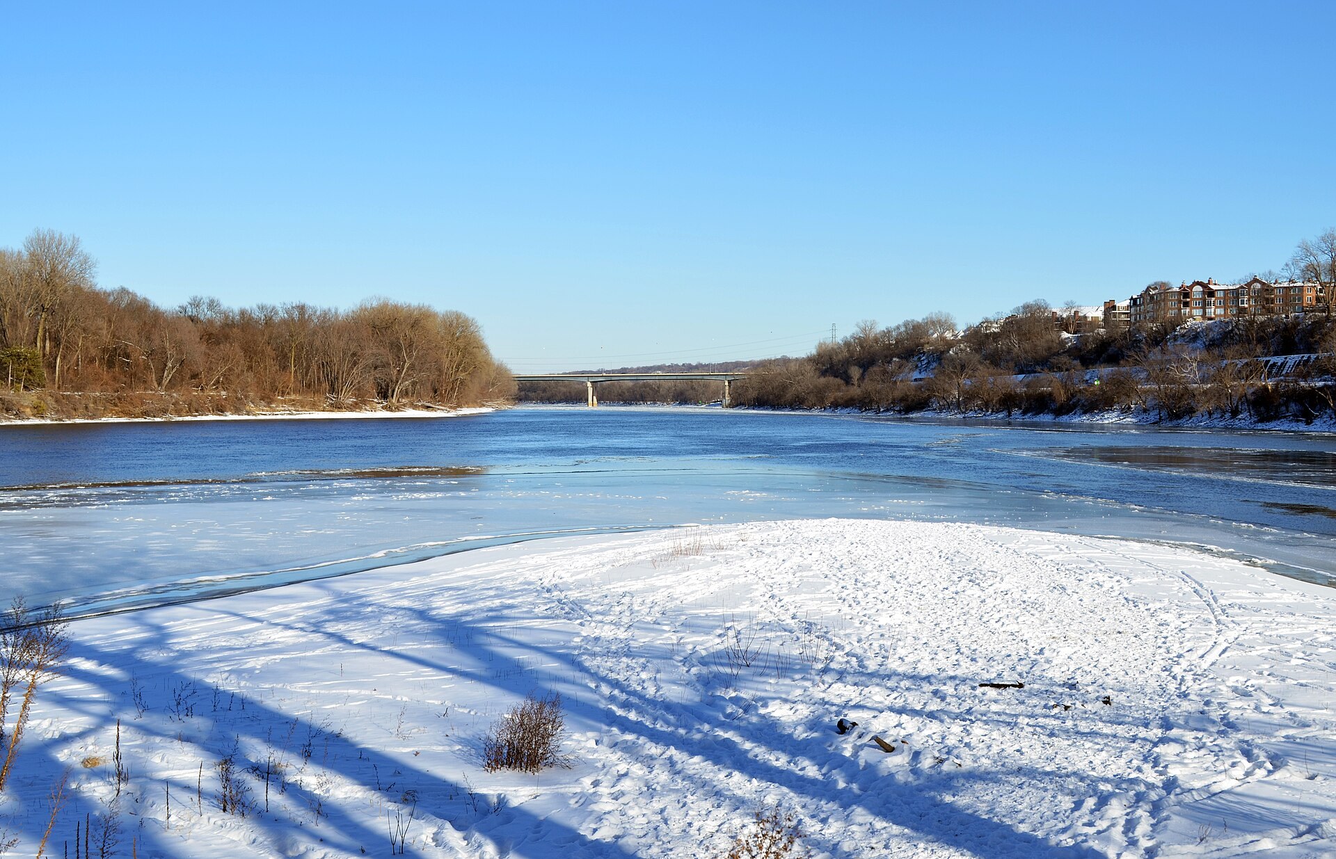 The Mississippi and Minnesota rivers meeting at Fort Snelling State Park
