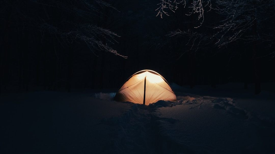 The Ultimate Guide to How to Stay Warm in a Tent