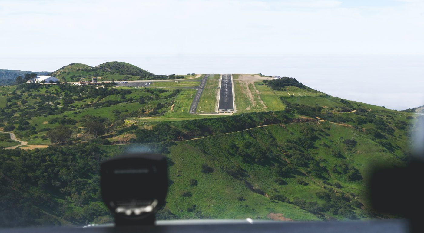 Catalina airport-AVX