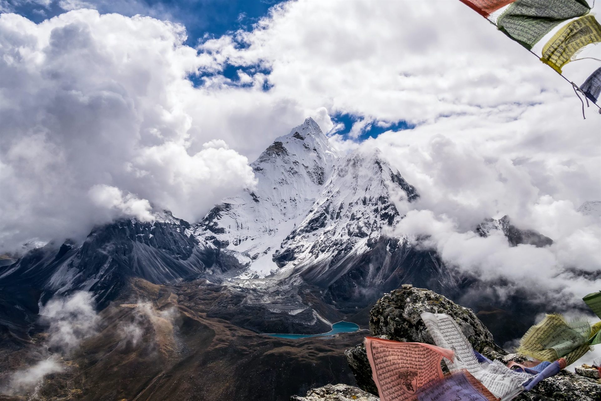 mountain in nepal