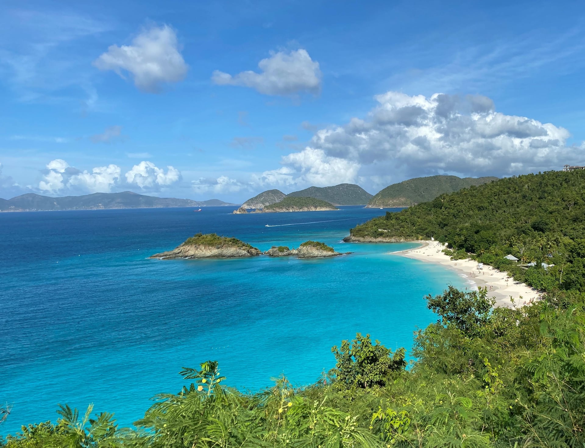 The white sand and turquoise water of Trunk Bay on St. John