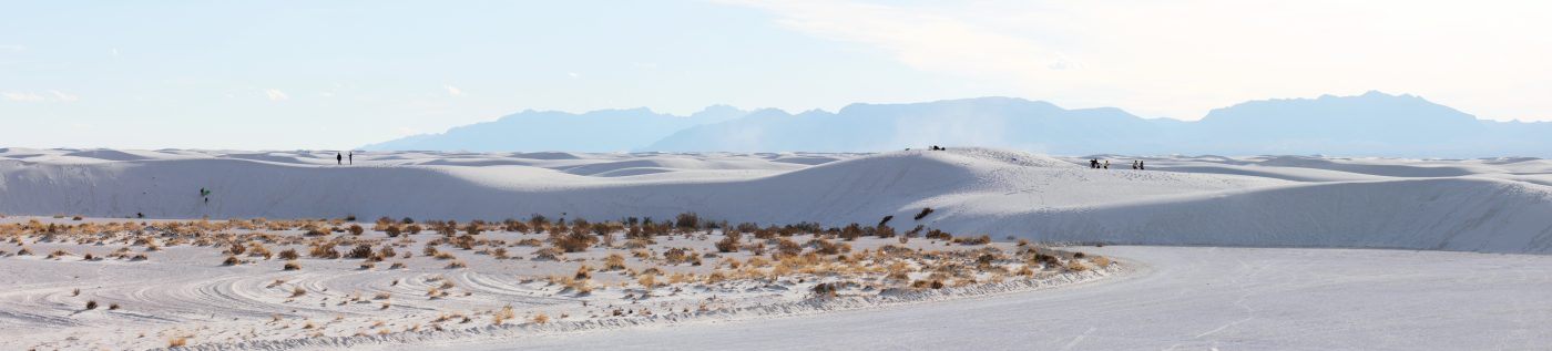 white-snow-covered-field-in-white-sands-national-park