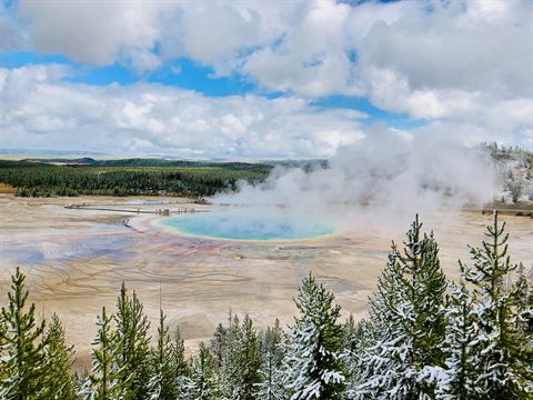 The Ultimate Guide to Yellowstone National Park